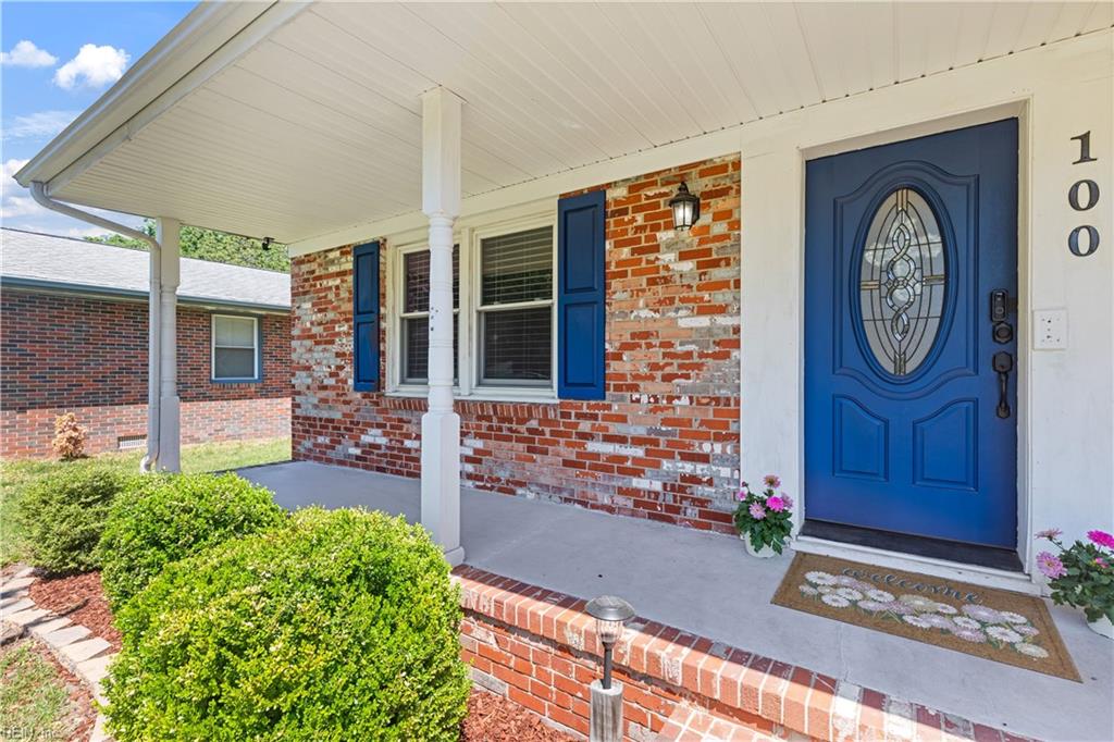 100 Horseshoe Lndg Property Photo 7