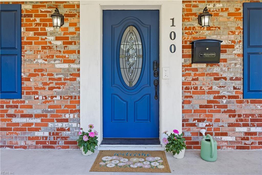 100 Horseshoe Lndg Property Photo 8