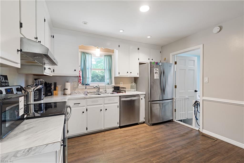 100 Horseshoe Lndg Property Photo 13