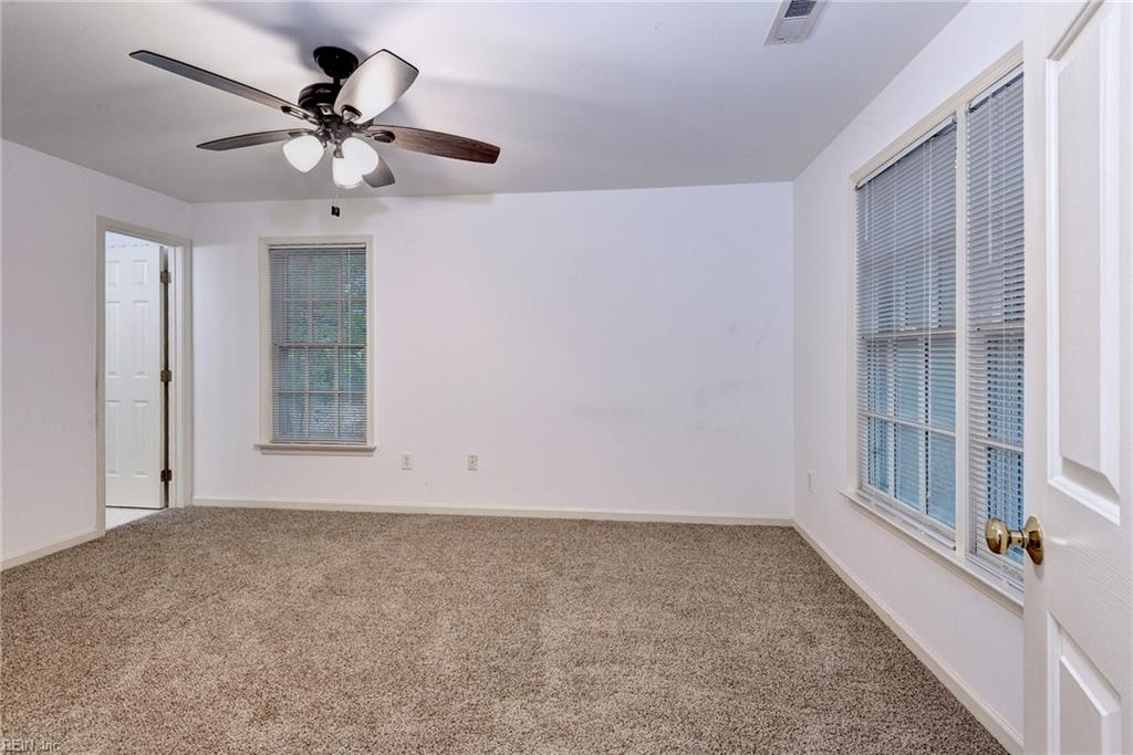 237 Woodmere Dr Property Photo 11