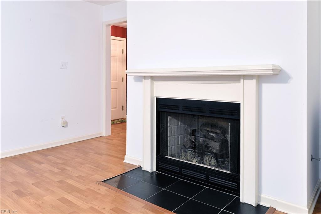 237 Woodmere Dr Property Photo 16