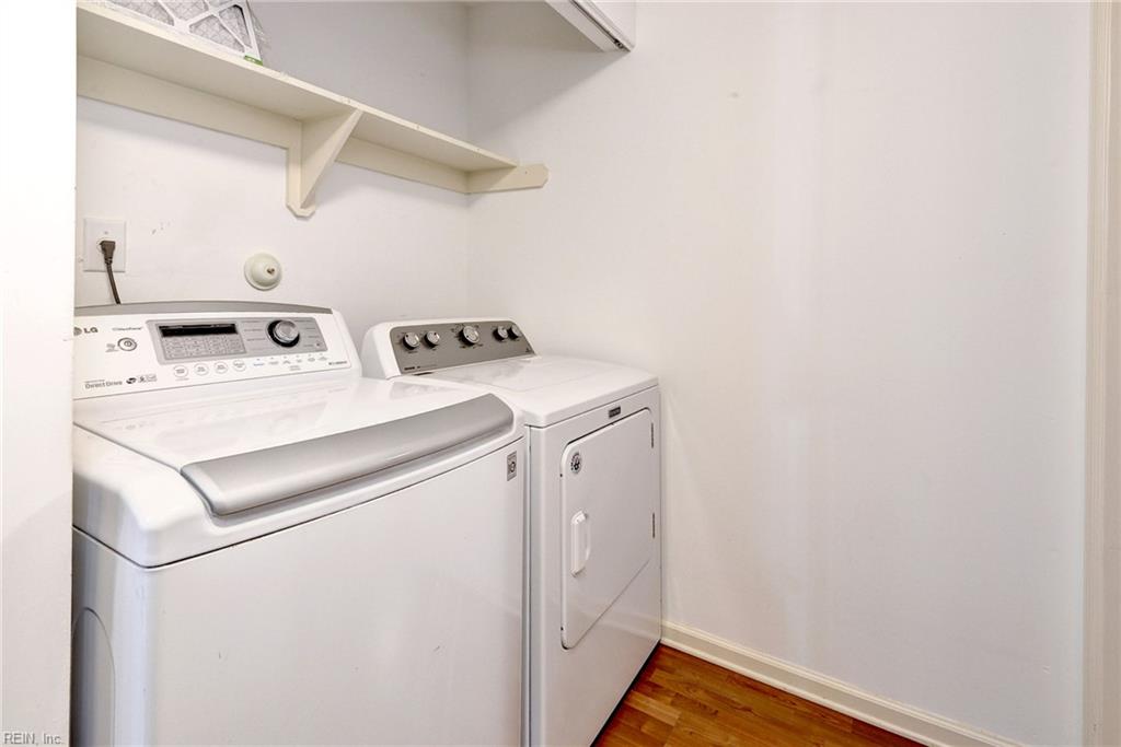 237 Woodmere Dr Property Photo 22