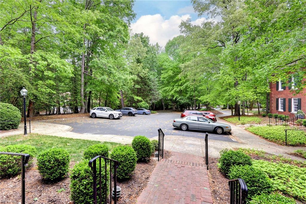 237 Woodmere Dr Property Photo 27