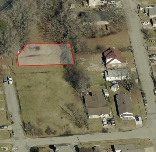 712 Ellington Ave Property Photo 1