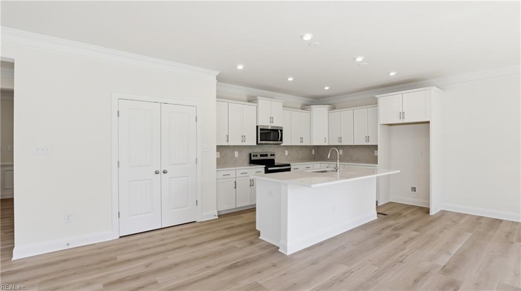 6330 Kelly's Pl Property Photo 6