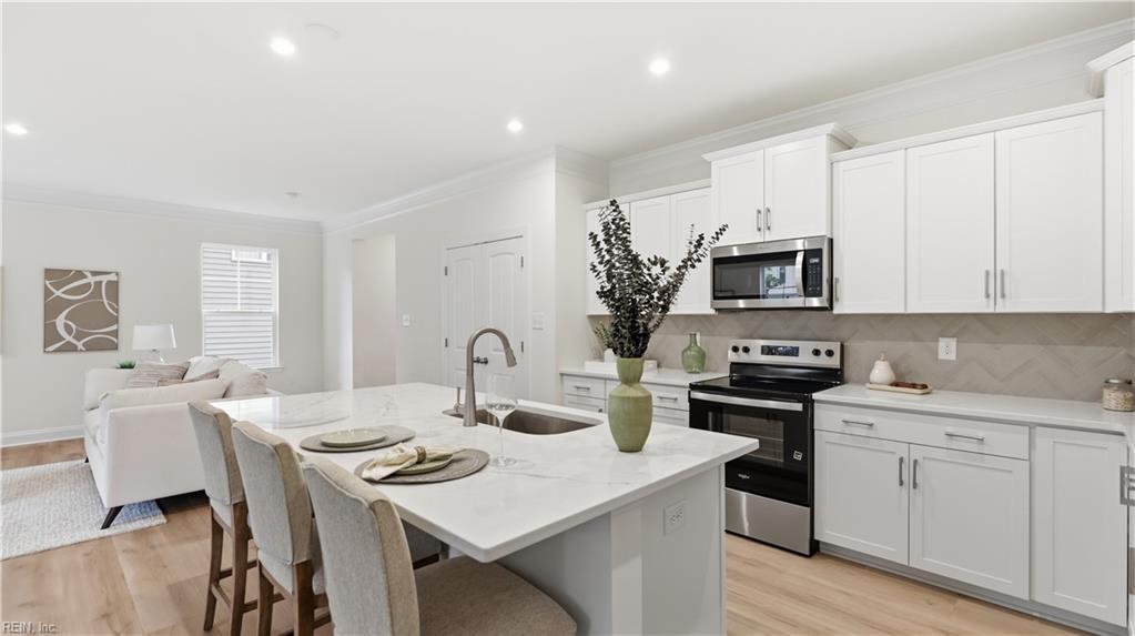 6330 Kelly's Pl Property Photo 6