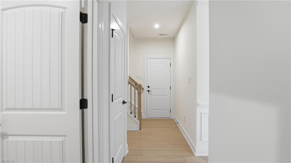 1130 Wharf Hill Dr Property Photo 34