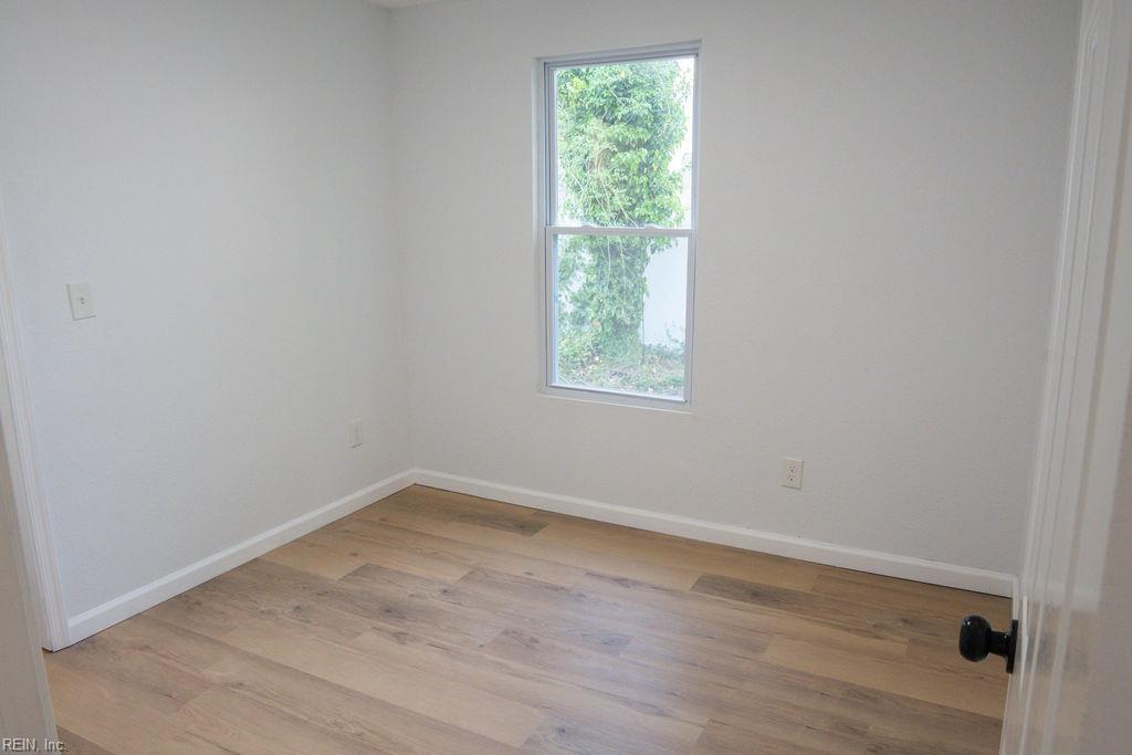 35 Sycamore Ave Property Photo 21