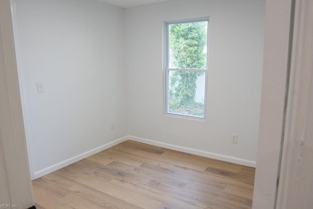 35 Sycamore Ave Property Photo 25