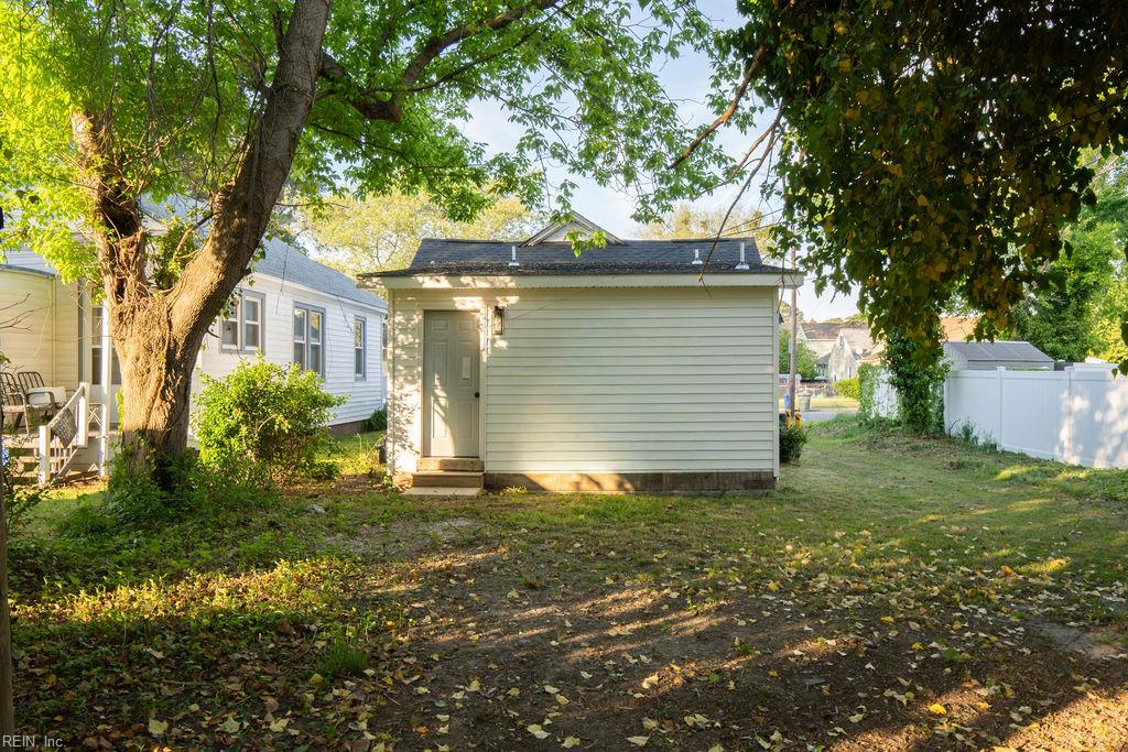 35 Sycamore Ave Property Photo 33