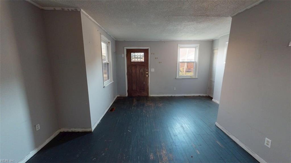 1128 Hugo St Property Photo 7