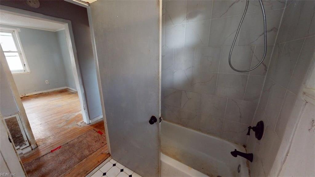 1128 Hugo St Property Photo 27