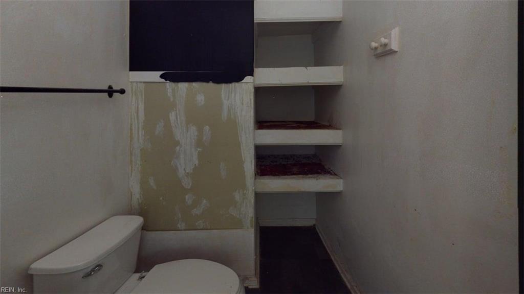 1128 Hugo St Property Photo 29