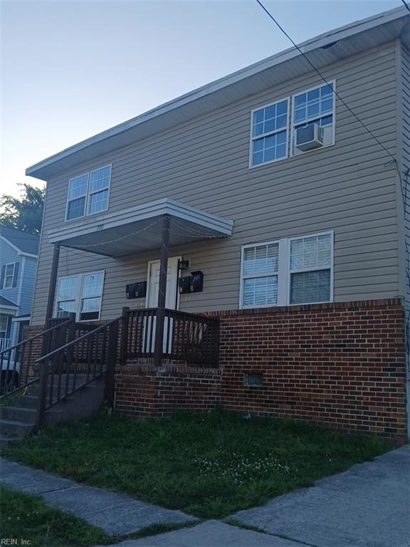 730 Roswell Ave Property Photo 1