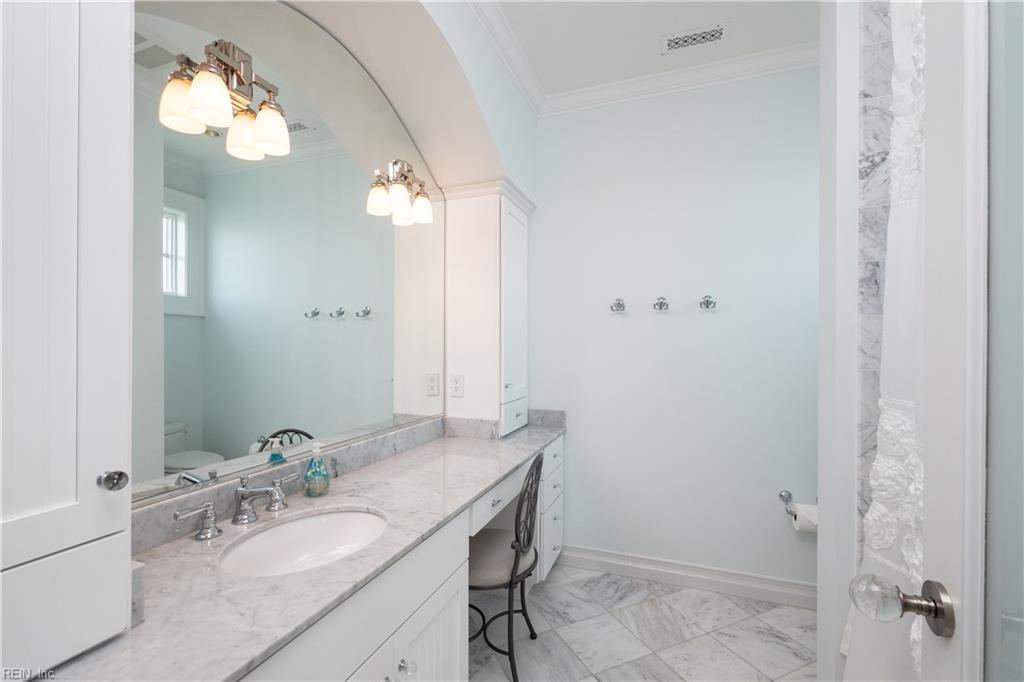 1700 River Ct Property Photo 36