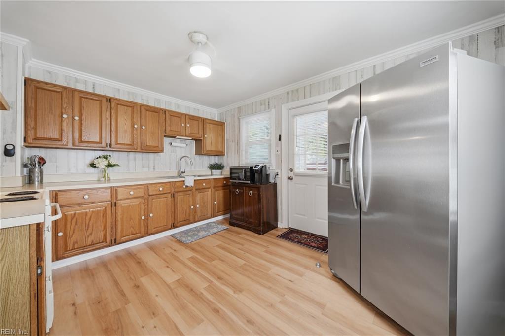 515 Jewell Ave Property Photo 8