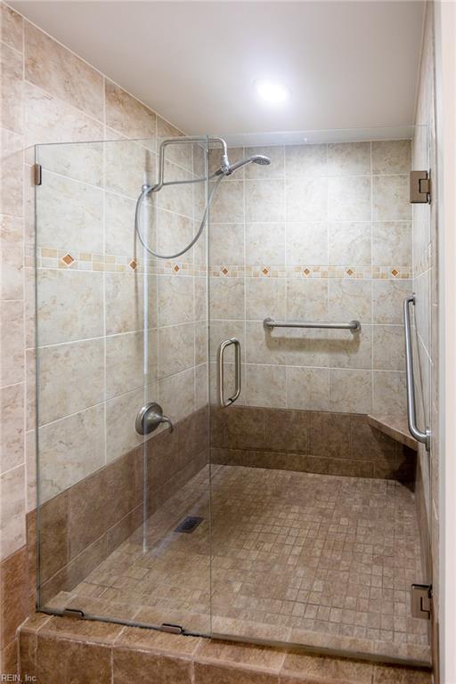 4545 Commerce St Property Photo 12