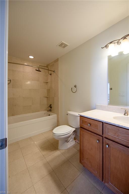 4545 Commerce St Property Photo 21