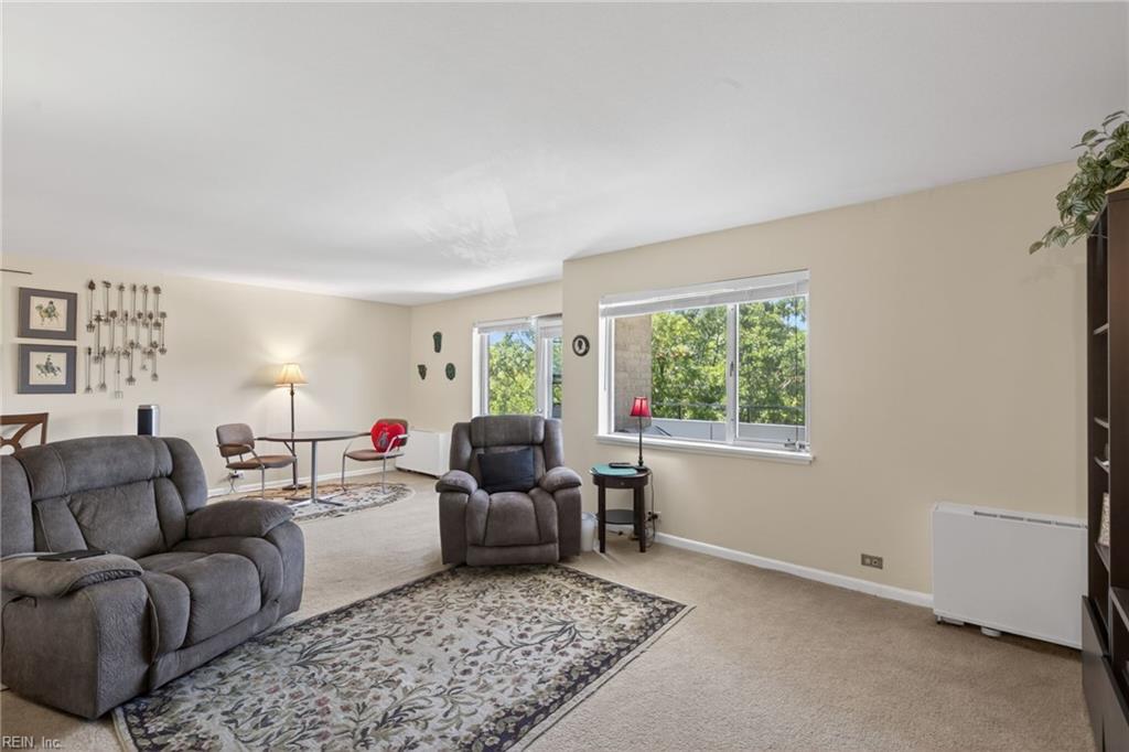 7320 Glenroie Ave Property Photo 10