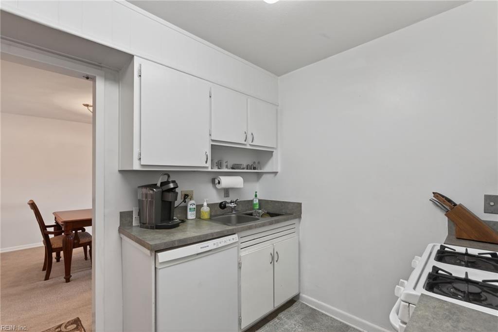 7320 Glenroie Ave Property Photo 17
