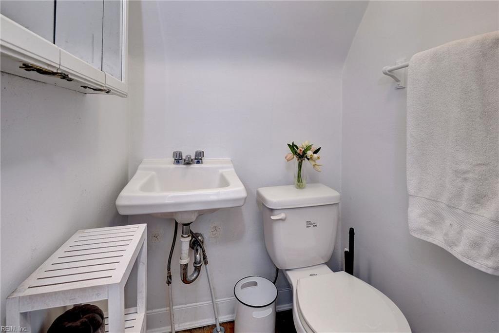 708 Wythe Ln Property Photo 20