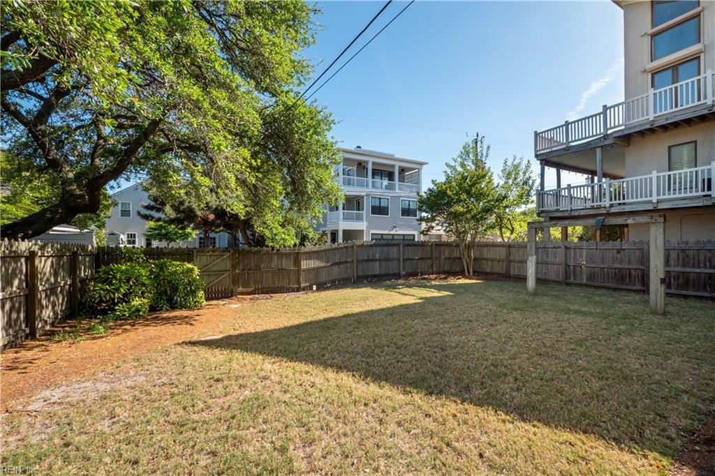 112 50th St Property Photo 34