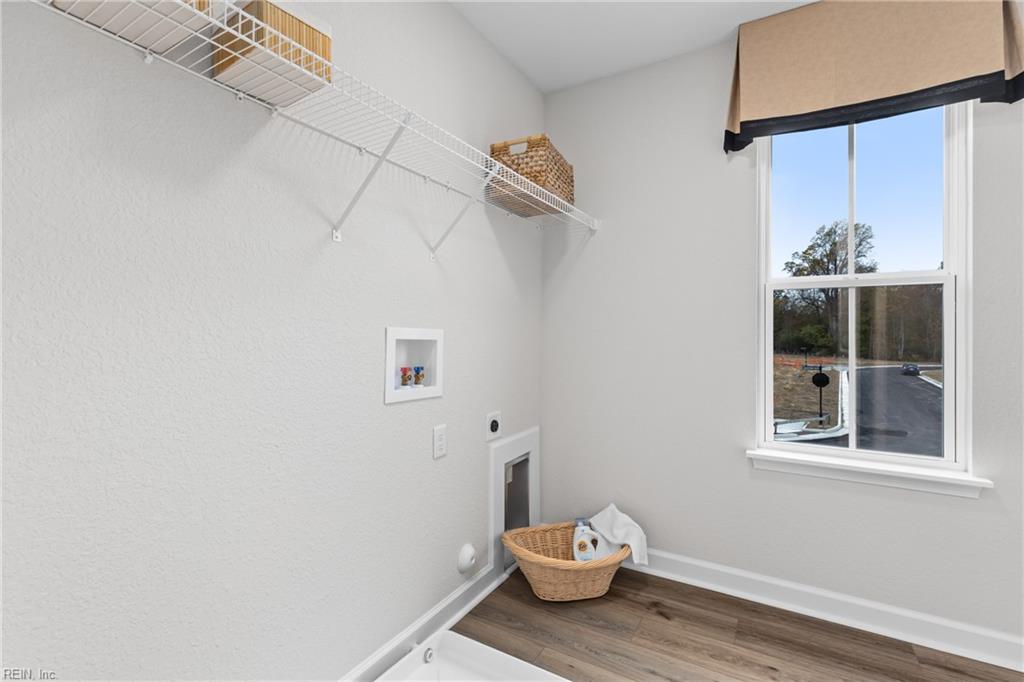 1040 Bennett's Arch Property Photo 5
