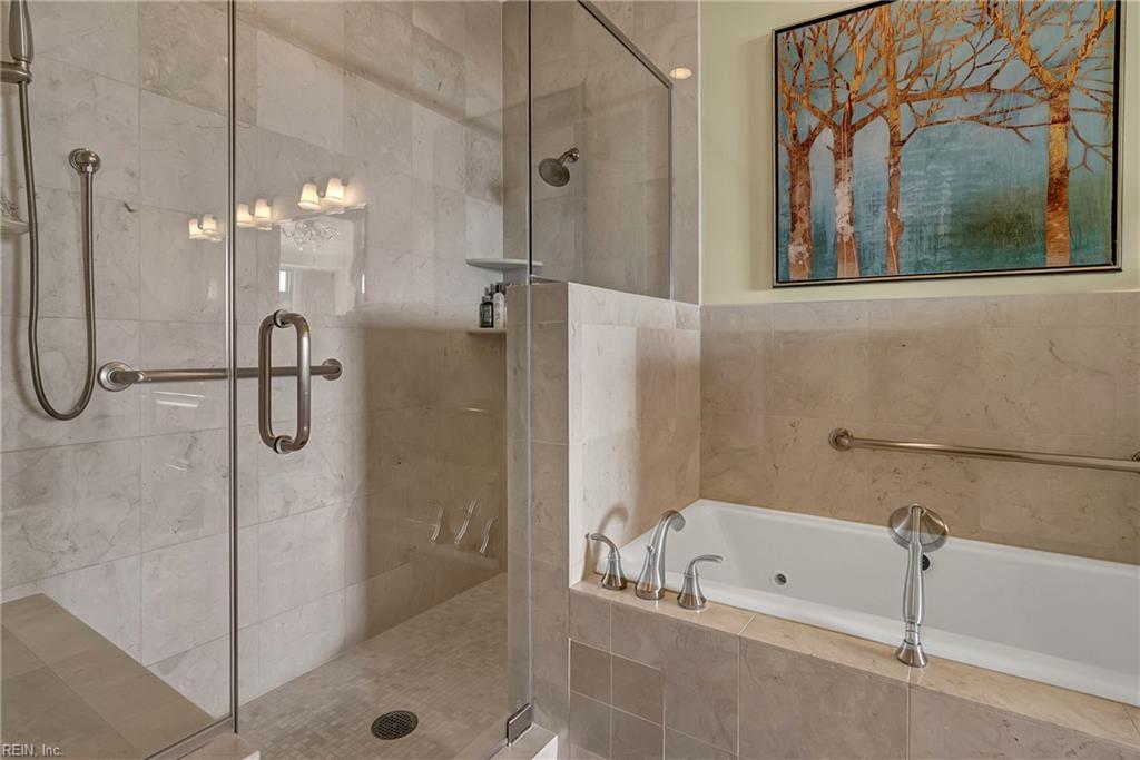 4545 Commerce St Property Photo 23