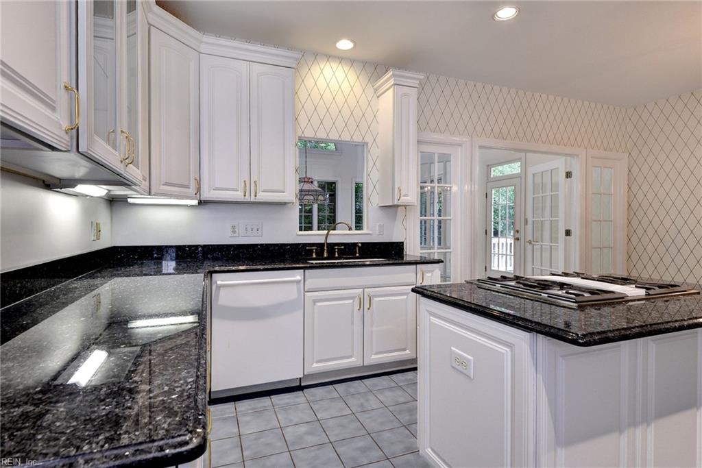 103 Dutchess Property Photo 13