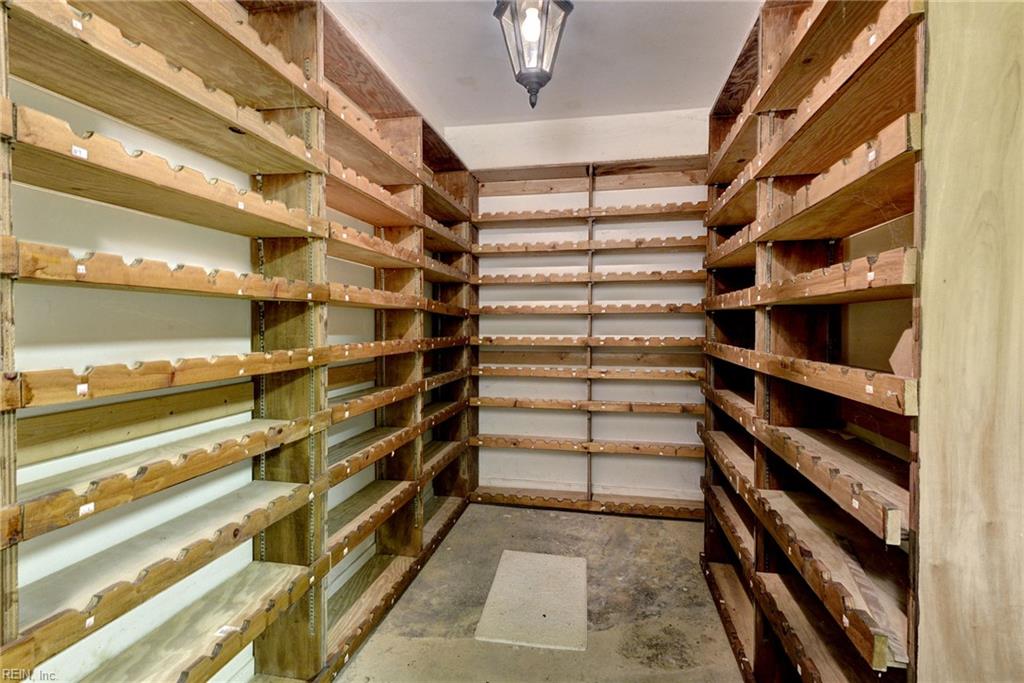 103 Dutchess Property Photo 17