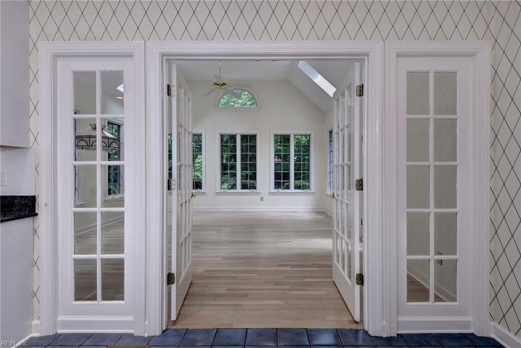 103 Dutchess Property Photo 18