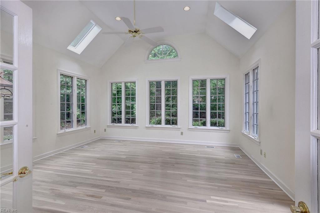 103 Dutchess Property Photo 19