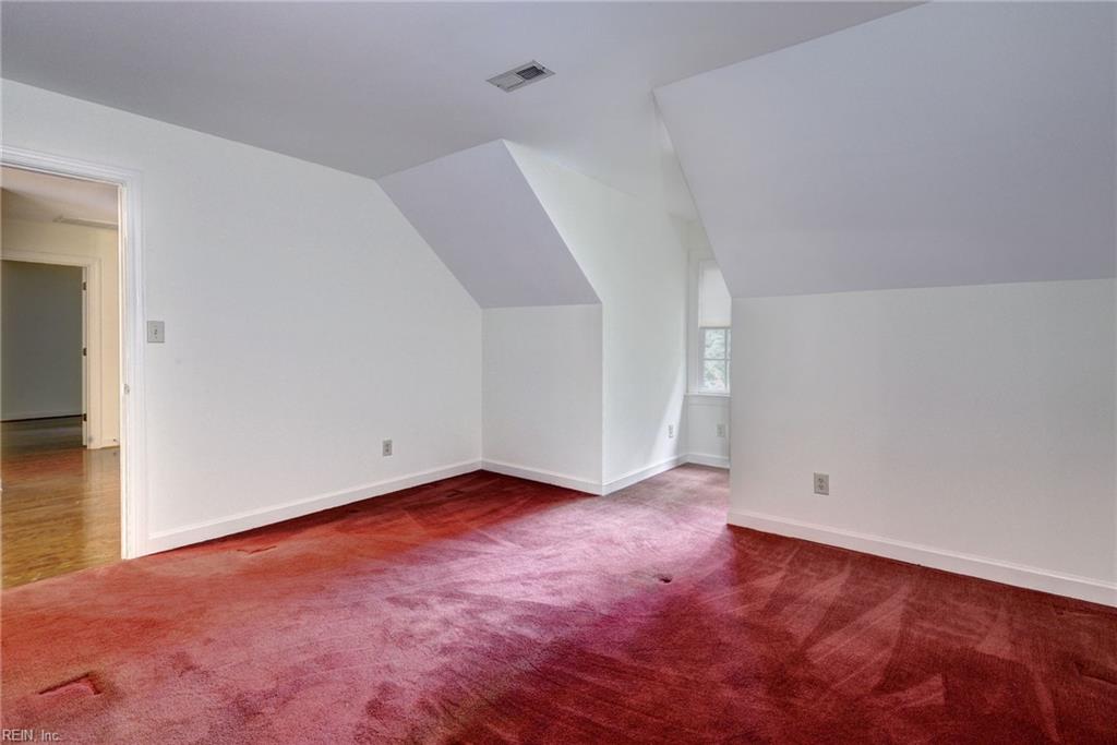 103 Dutchess Property Photo 34