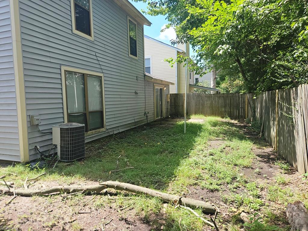 900 Meadowburm Cir Property Photo 30