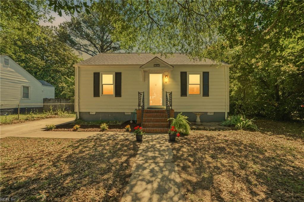 10 Brentwood DR
