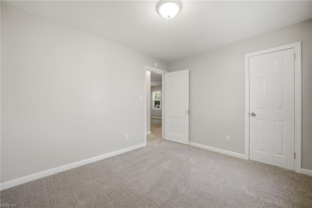 10 Brentwood Dr Property Photo 14