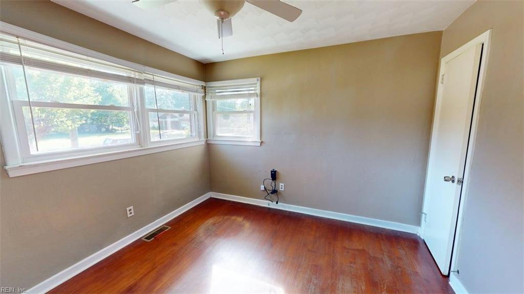 108 Parker Ave Property Photo 17