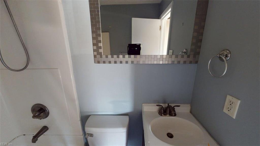 108 Parker Ave Property Photo 22