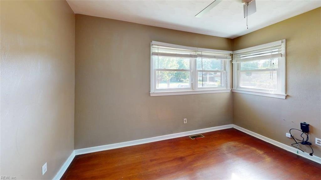 108 Parker Ave Property Photo 29