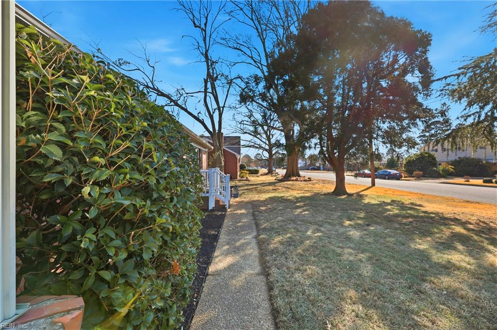 30 Meadowbrook Dr Property Photo 4