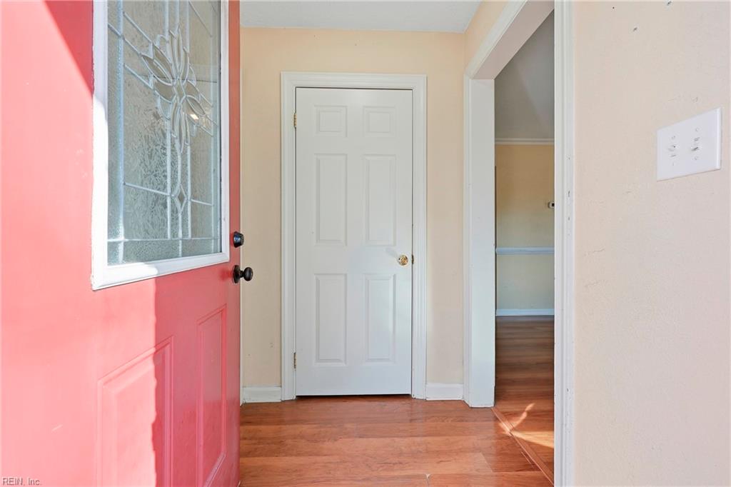 30 Meadowbrook Dr Property Photo 7