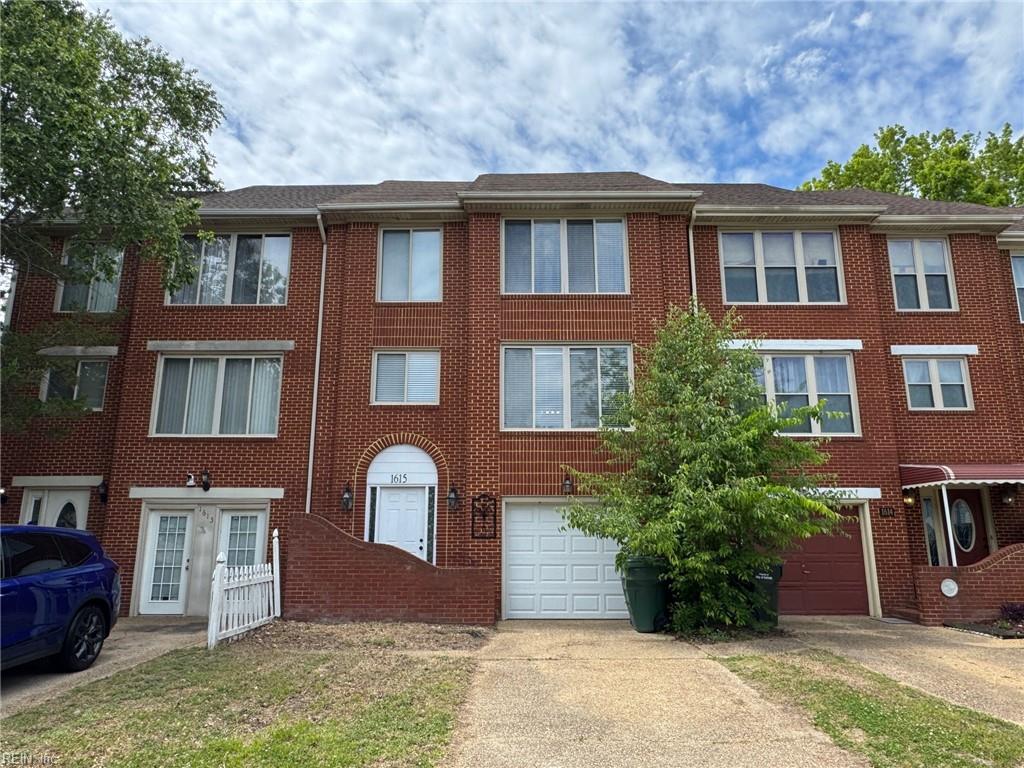 1615 River Creek Dr Property Photo 1