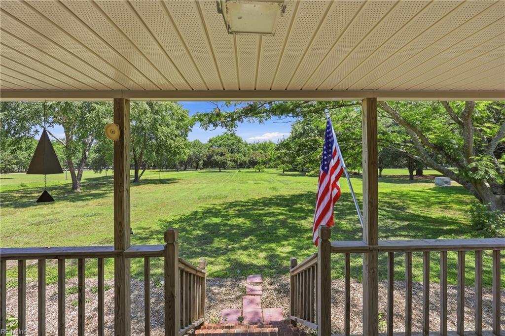 25092 Tyler Dr Property Photo 3
