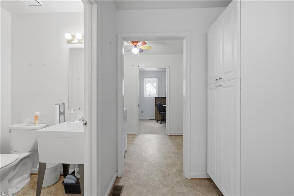 25092 Tyler Dr Property Photo 10
