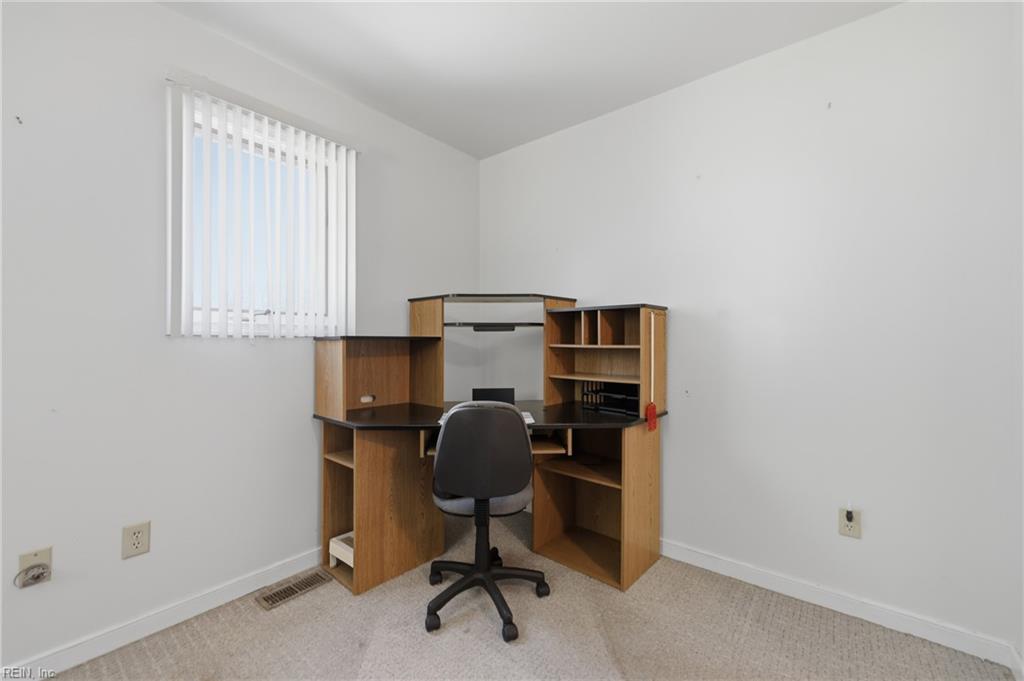 25092 Tyler Dr Property Photo 12