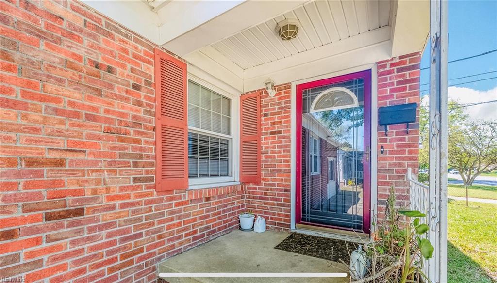 24 Saint Albans Dr Property Photo 1