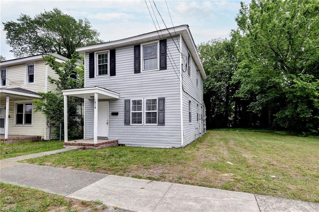 1028 37th St Property Photo 3