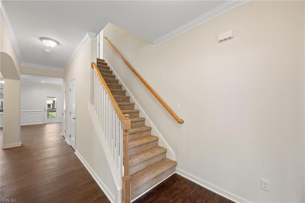 17319 Warwick Blvd Property Photo 5