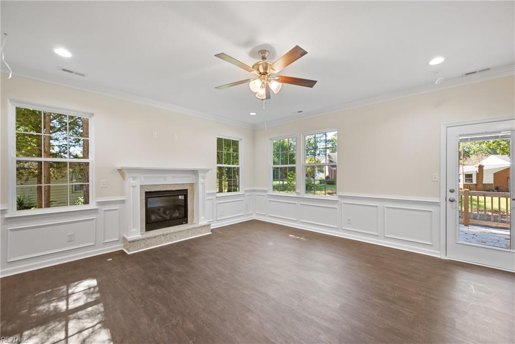 17319 Warwick Blvd Property Photo 10