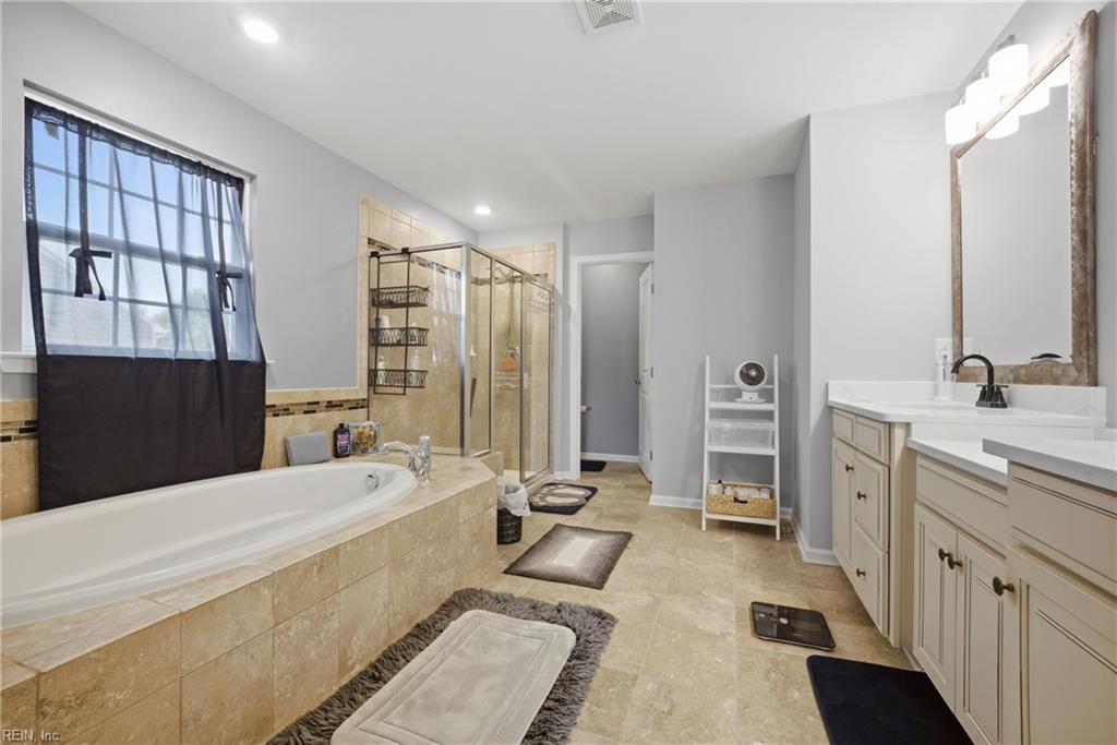1633 Banff Ct Property Photo 26